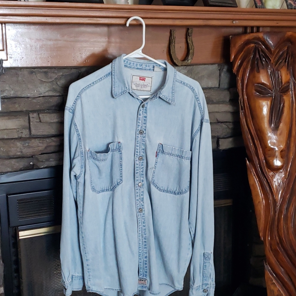 Levi's Light Blue Casual Button Down Shirt